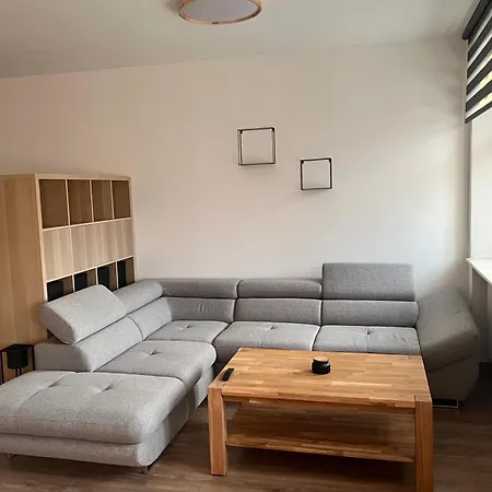 Apartman Na Namesti II Kraliky Exterior photo